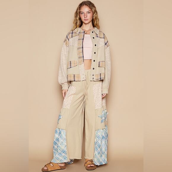 POL Women's Button Down Long Sleeve Sand Shacket NWT - Picture 3 of 7